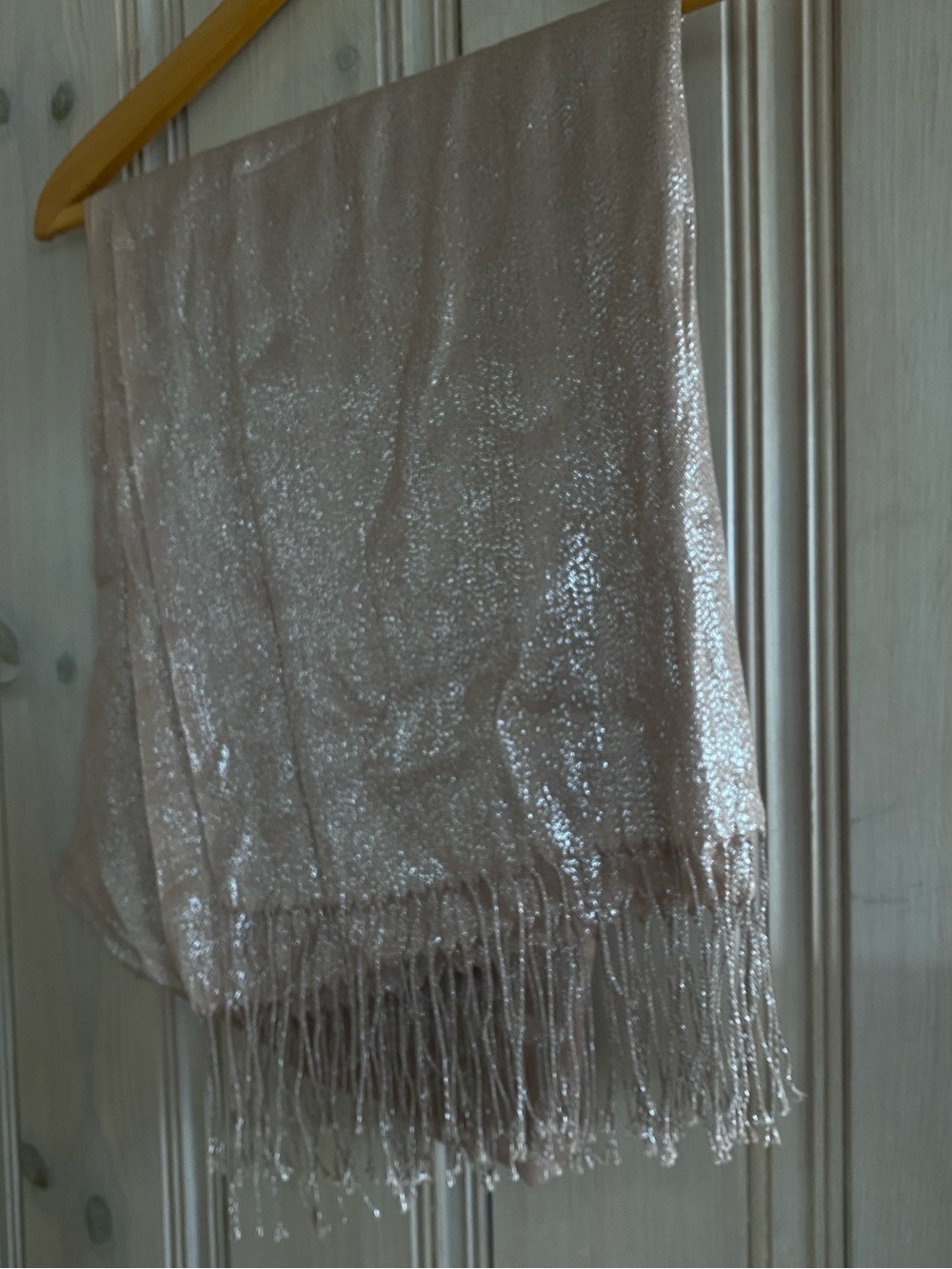RonFoxi Rose Gold Sparkly Pashmina Shawl / Wrap - Picture 4 of 5